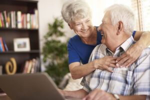 Comment organiser la recherche d’une maison de retraite médicalisée pour un couple 